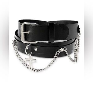 Spencer’s Hanging Cross Chain Belt size M/L NWOT